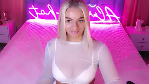 AlwaysHot online show from October 2025 02:09:02 AM