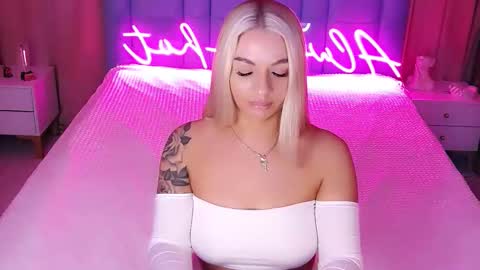 AlwaysHot online show from December 2025 02:06:02 AM