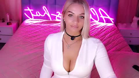 AlwaysHot online show from March 2026 02:17:02 AM