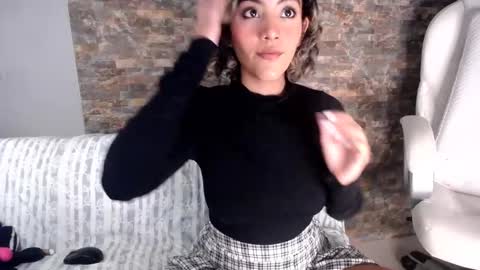 ally_summer online show from January 2025 03:27:02 AM