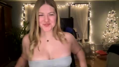 allyanalangel online show from December 2024 04:43:02 AM