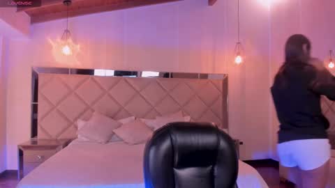 Alisson online show from September 2025 10:17:01 AM