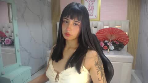 Allysa  online show from January 2026 08:43:02 PM