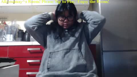 Allyssamay online show from February 2025 05:00:01 AM