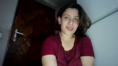Snapshot of alma_amy chatting on February 2025 09:48:02 PM Alma online show from February 2025 09:48:02 PM