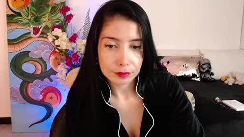 alma_art_ online show from February 2025 01:20:02 AM