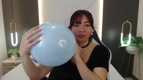 Snapshot of alma_fenix chatting on January 2025 03:12:02 PM ALMA FENIX online show from January 2025 03:12:02 PM