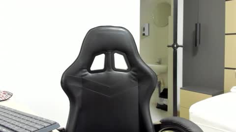 ALMA FENIX  online show from March 2026 01:03:02 PM