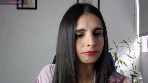 Snapshot of alma_sweet chatting on January 2025 07:37:01 PM Arhantxa online show from January 2025 07:37:01 PM