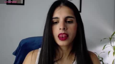 Snapshot of alma_sweet chatting on March 2025 06:54:02 PM Arhantxa online show from March 2025 06:54:02 PM