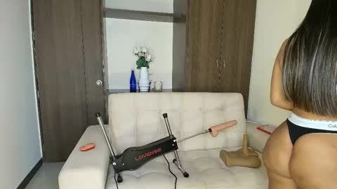 Alma Castillo online show from March 2026 02:06:02 AM