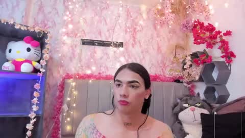 Snapshot of almazz_ chatting on May 2026 08:33:01 AM Santy online show from May 2026 08:33:01 AM