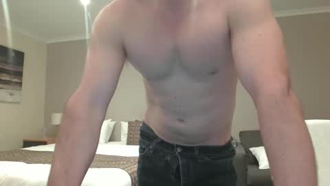 almosthere2makeucum online show from October 2025 09:50:02 AM