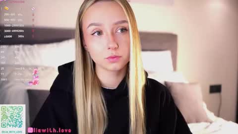 Lia online show from September 2025 03:01:01 AM