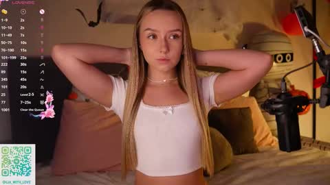 Lia online show from October 2025 03:42:02 AM