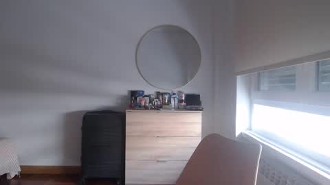 Snapshot of alogenotwink chatting on April 2026 12:05:02 PM STEPHAN online show from April 2026 12:05:02 PM