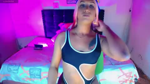 alondragill_ online show from July 2026 10:47:02 PM