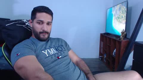 alonxoo online show from December 2024 01:14:01 AM