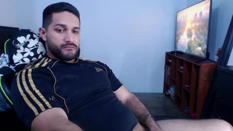 alonxoo online show from January 2025 02:14:01 AM