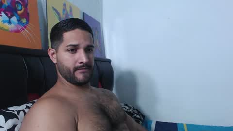 Snapshot of alonxoo chatting on June 2026 11:18:01 PM alonxoo online show from June 2026 11:18:01 PM