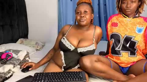 alotta_titties online show from February 2026 09:07:01 PM