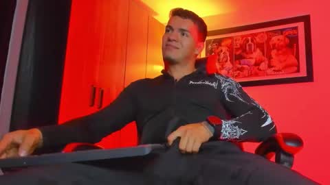 alpha_dominus_ online show from January 2026 05:24:01 AM