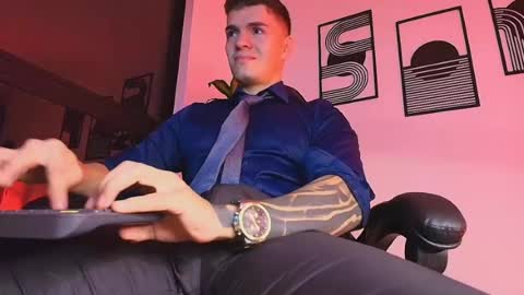 alpha_dominus_ online show from July 2026 04:19:01 AM