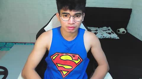 Angelo online show from October 2025 10:58:02 AM