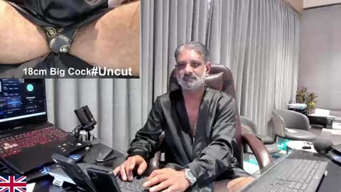 alpha_uk_boss online show from April 2026 11:13:01 AM