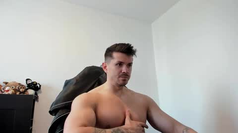 Snapshot of alphagodleatherking92 chatting on May 2026 08:33:02 AM LeatherMaster online show from May 2026 08:33:02 AM