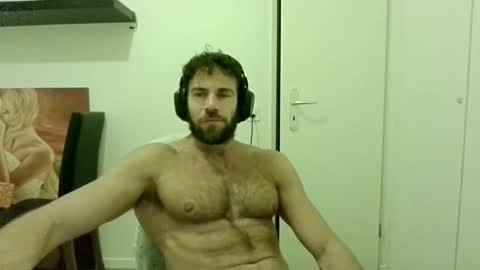 alphah_hunk online show from October 2025 07:36:02 PM