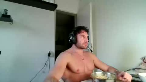 alphah_hunk online show from December 2025 03:28:02 PM