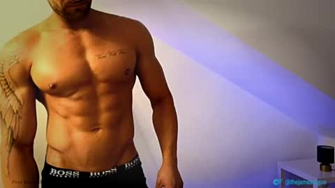 alphastud25 online show from May 2026 12:35:02 PM