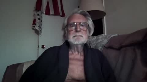 AlphaUniform online show from December 2024 08:01:02 PM