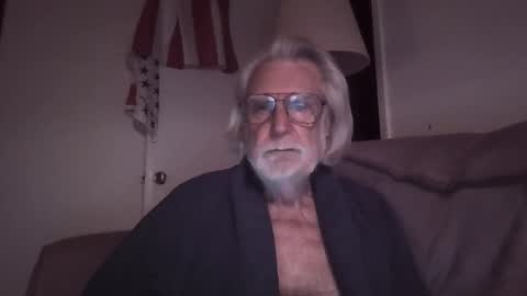 AlphaUniform online show from October 2025 11:35:01 AM