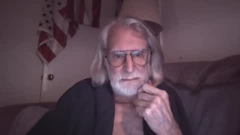 AlphaUniform online show from February 2026 03:40:02 AM