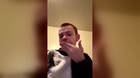 alphawolf62967 online show from April 2026 02:32:01 AM