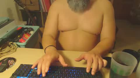 Snapshot of alpistesub chatting on January 2025 12:07:01 AM alpistesub online show from January 2025 12:07:01 AM