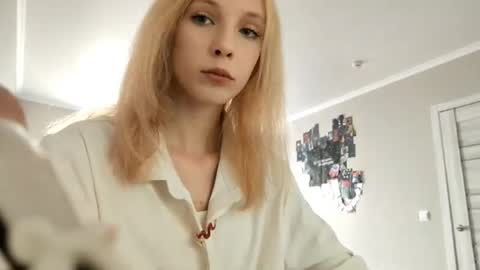 May online show from September 2025 01:01:01 PM