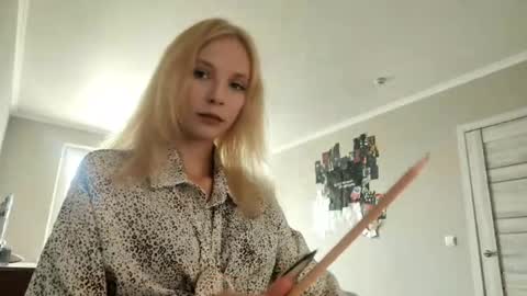 May online show from September 2025 01:13:01 PM