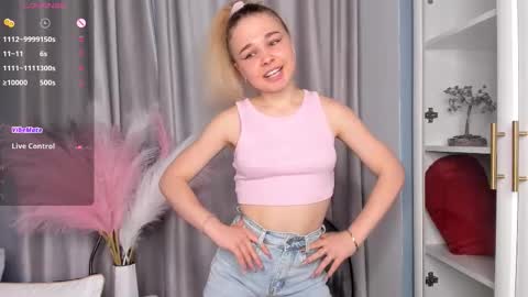 Betty online show from September 2025 08:03:01 AM