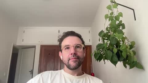 Snapshot of alto1e90br chatting on October 2025 01:45:02 PM alto1e90br online show from October 2025 01:45:02 PM