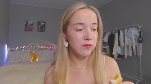 Snapshot of aluntick chatting on December 2024 01:51:01 PM Amelia NEXT STREAM online show from December 2024 01:51:01 PM