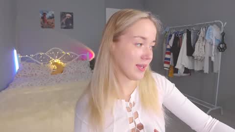 Snapshot of aluntick chatting on December 2024 01:55:01 PM Amelia NEXT STREAM online show from December 2024 01:55:01 PM