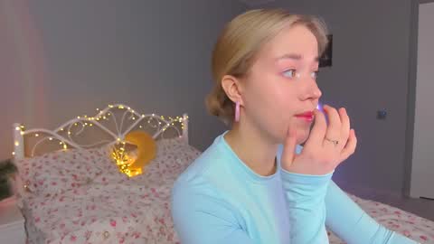 Snapshot of aluntick chatting on January 2025 01:48:01 PM Amelia NEXT STREAM online show from January 2025 01:48:01 PM