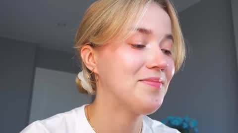 Snapshot of aluntick chatting on September 2025 01:55:01 PM Amelia NEXT STREAM online show from September 2025 01:55:01 PM