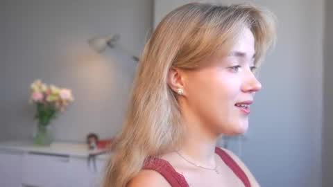 Snapshot of aluntick chatting on May 2026 02:05:01 PM Amelia NEXT STREAM online show from May 2026 02:05:01 PM