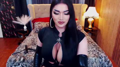 Alura Jhenson online show from February 2025 09:47:02 AM