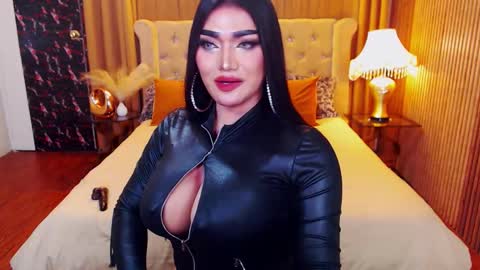 Alura Jhenson online show from November 2025 01:49:01 AM