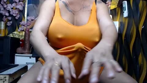 Snapshot of alwayshardcock11inch chatting on December 2024 04:22:02 AM SARAHEYHEYHUGECOCK online show from December 2024 04:22:02 AM